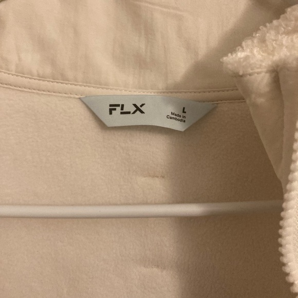 🆕 NWOT Kohls FLX Women's White Cropped High Pile Mixed Media Jacket - Picture 4 of 5